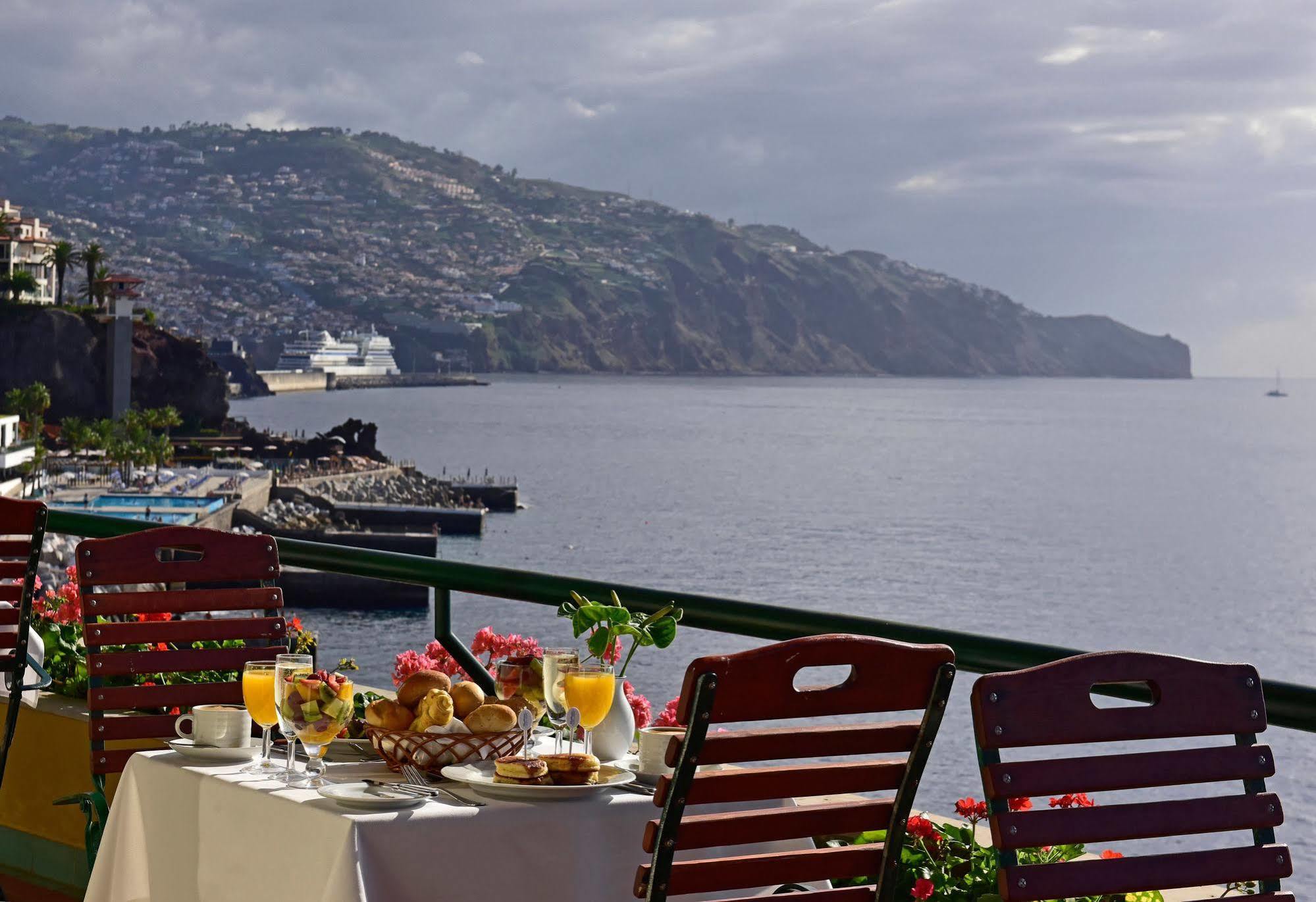 פונשל Pestana Vila Lido Madeira Ocean Hotel מראה חיצוני תמונה